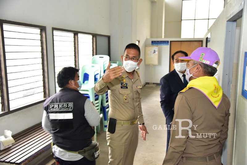 20210426-Governor inspects field hospitals-153.JPG